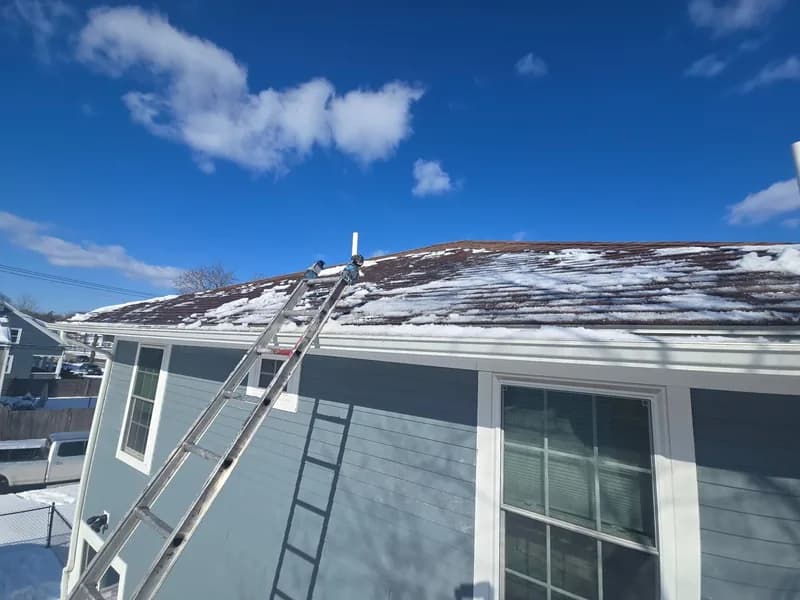 Remoción de Nieve de Entrada Residencial